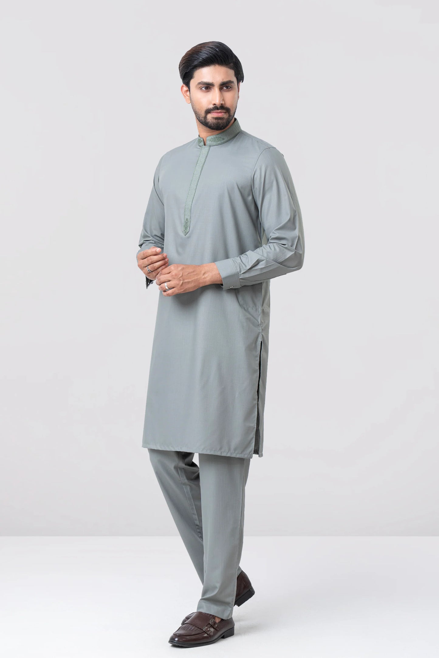 Regular Fit Embroidered Viscose Ethnic Kurta Set