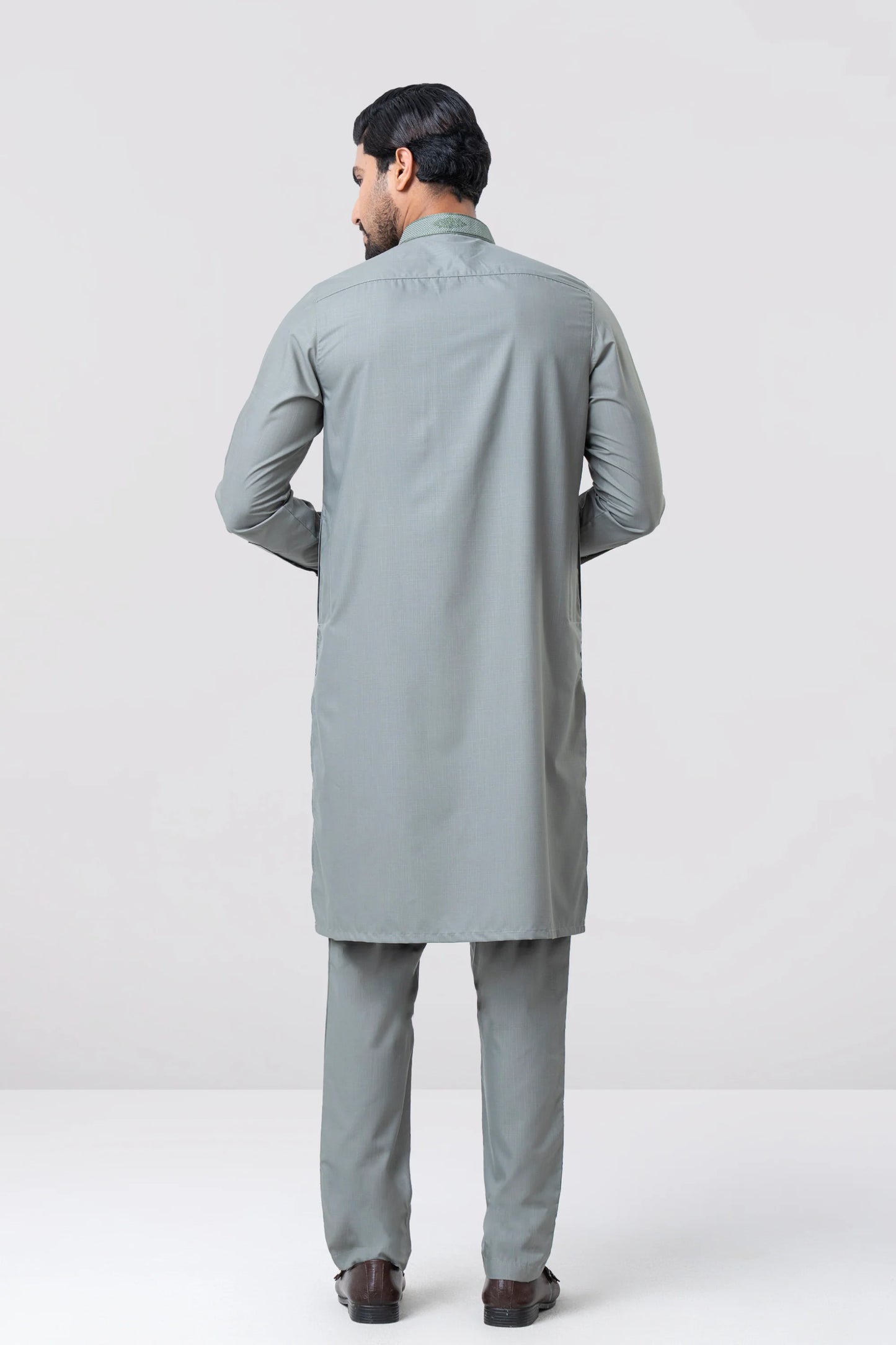 Regular Fit Embroidered Viscose Ethnic Kurta Set