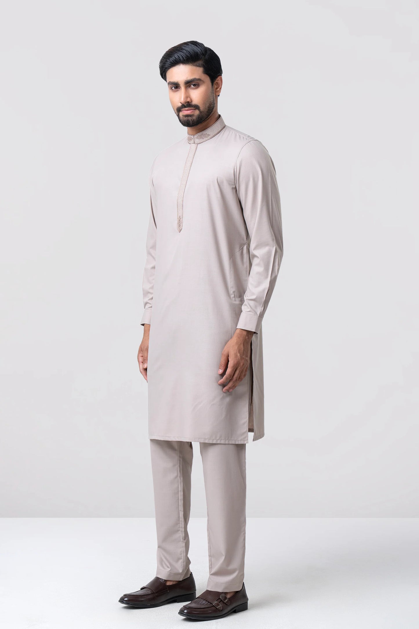 Regular Fit Embroidered Viscose Ethnic Kurta Set